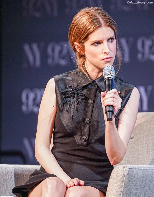 Anna Kendrick photo 14 of 1724