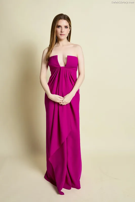 Anna Kendrick photo 10 of 1724