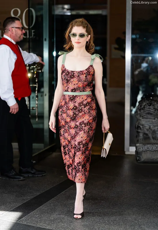 Anna Kendrick photo 19 of 1724