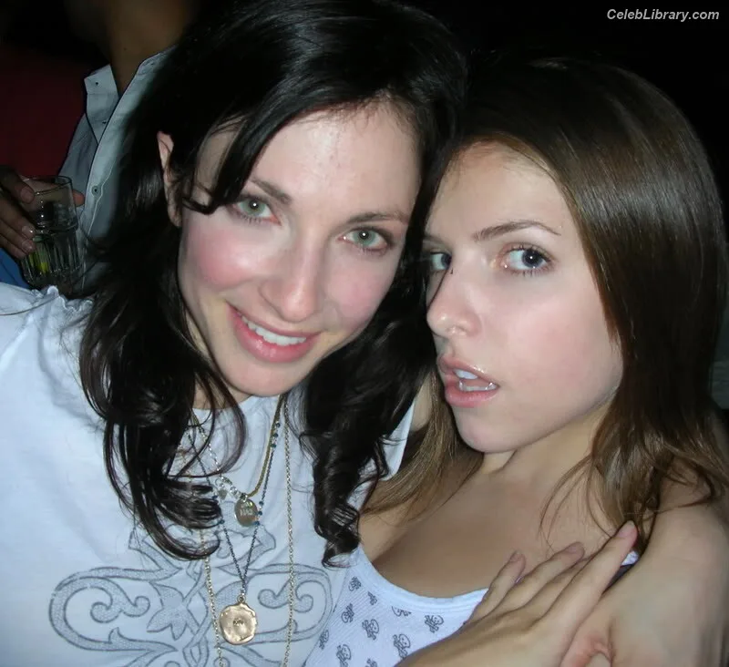 Anna Kendrick photo 11 of 1724