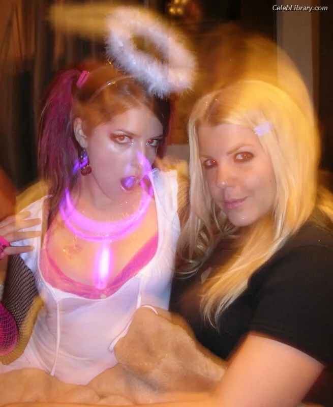 Anna Kendrick photo 2 of 1724
