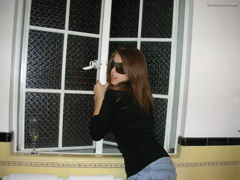 Anna Kendrick photo 18 of 1724