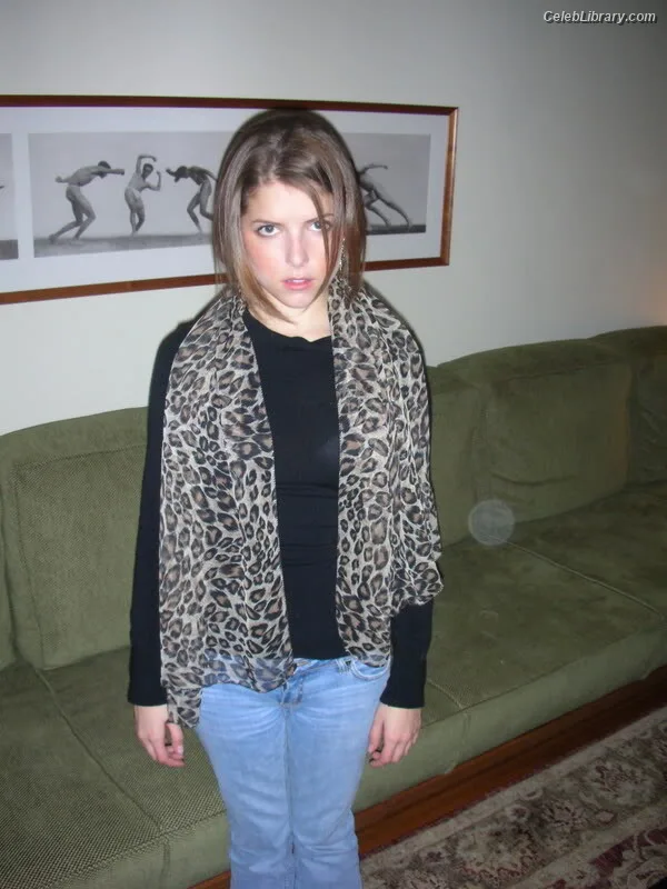 Anna Kendrick photo 19 of 1724