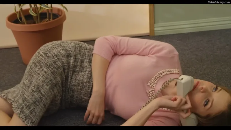 Anna Kendrick photo 8 of 1724