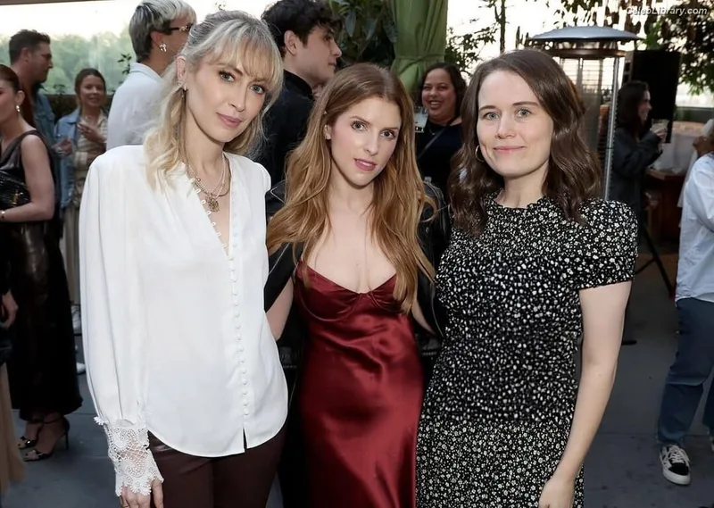Anna Kendrick photo 16 of 1724