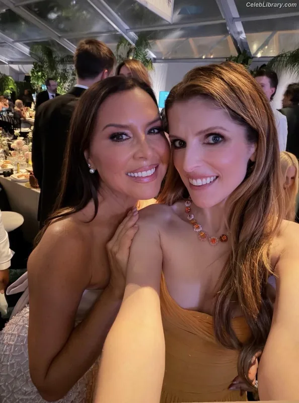 Anna Kendrick photo 18 of 1724