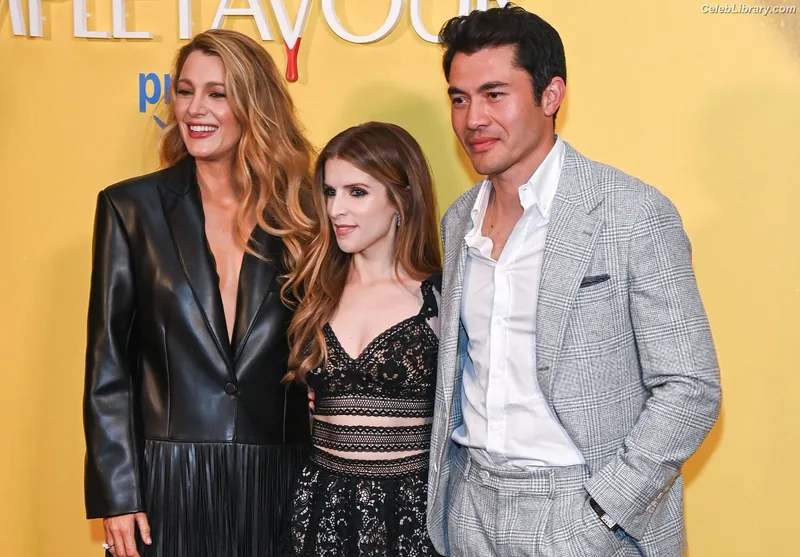 Anna Kendrick photo 10 of 1724