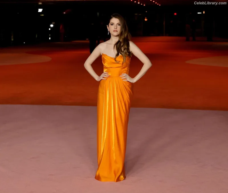 Anna Kendrick photo 19 of 1724