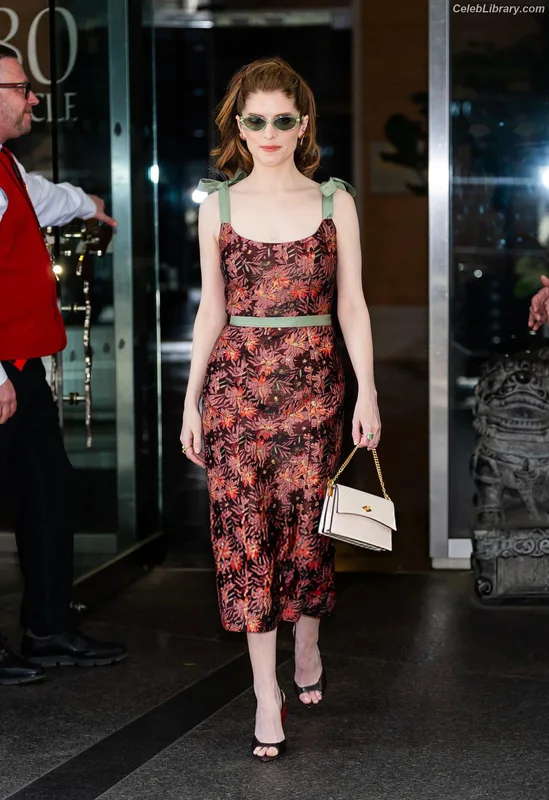 Anna Kendrick photo 24 of 1724
