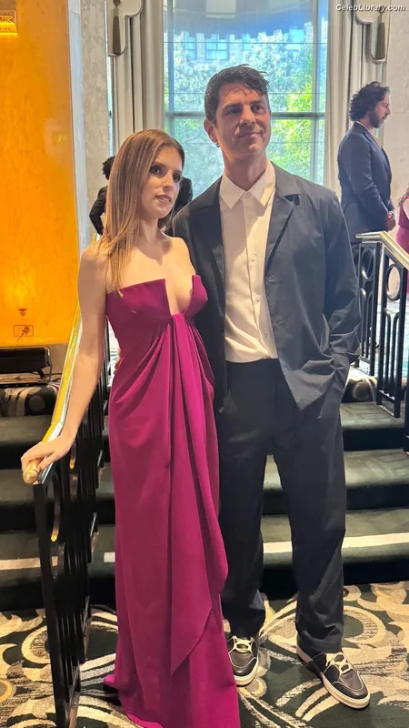 Anna Kendrick photo 21 of 1724