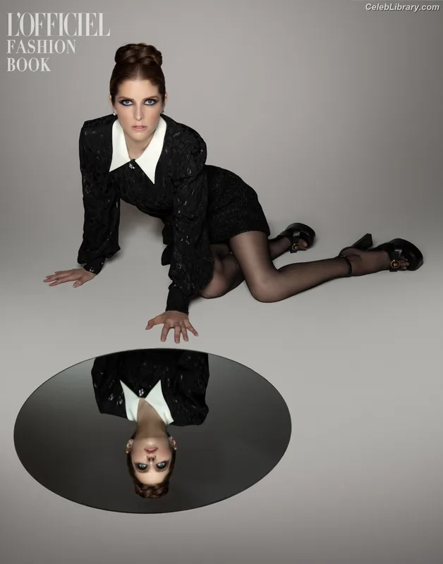 Anna Kendrick photo 20 of 1724