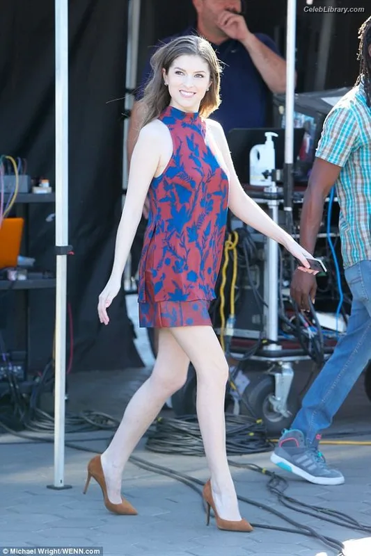 Anna Kendrick photo 22 of 1724