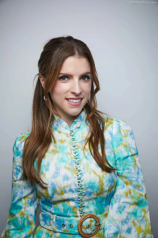 Anna Kendrick photo 11 of 1724
