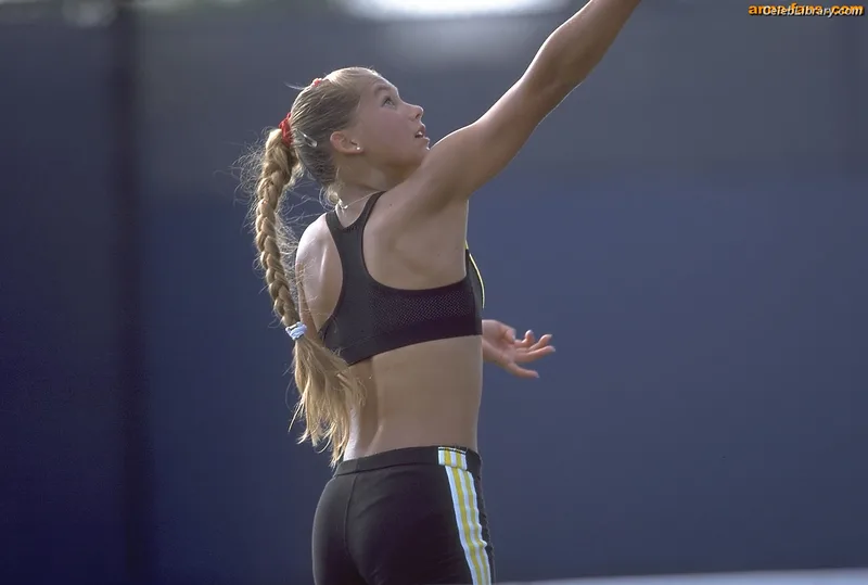 Anna Kournikova photo 1 of 232