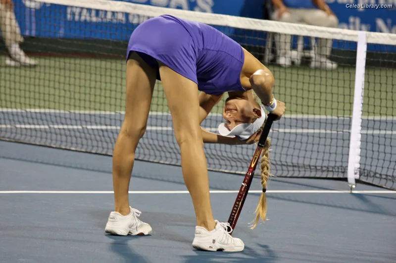 Anna Kournikova photo 10 of 232
