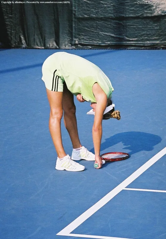 Anna Kournikova photo 21 of 232