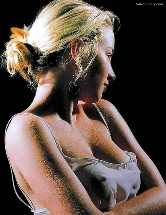 Anna Kournikova photo 15 of 232