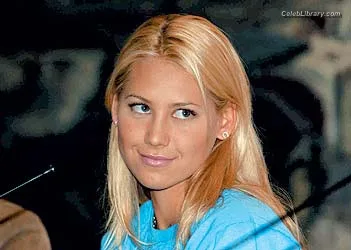 Anna Kournikova photo 13 of 232