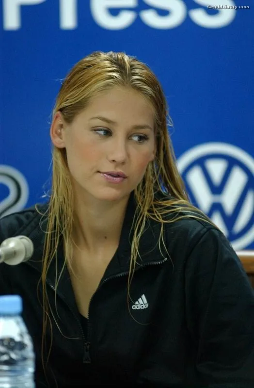 Anna Kournikova photo 23 of 232