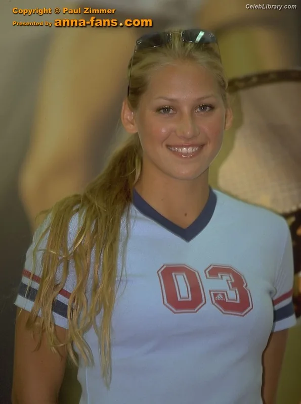 Anna Kournikova photo 5 of 232