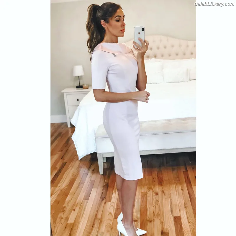 Anna Paulina Luna photo 11 of 82