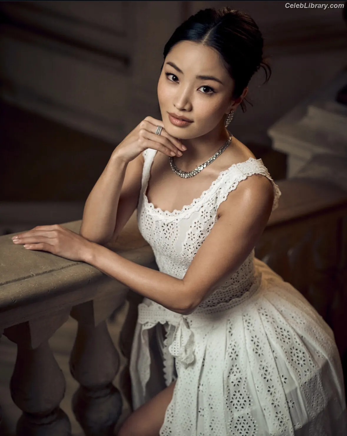 Anna Sawai photo 18 of 607