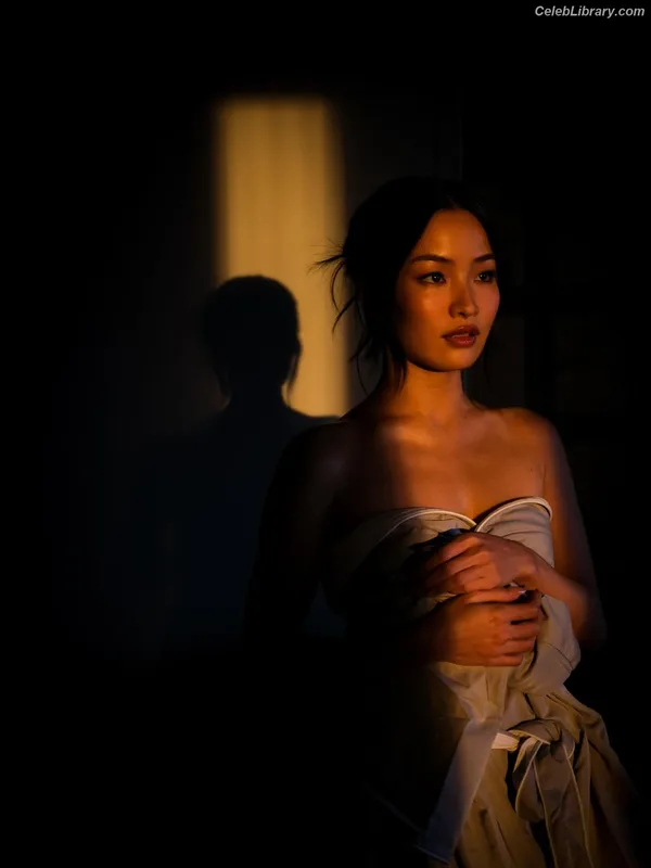Anna Sawai photo 4 of 608