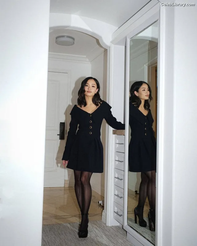 Anna Sawai photo 6 of 608