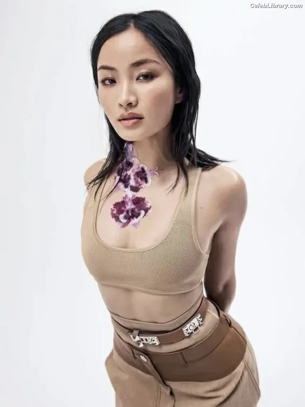 Anna Sawai photo 3 of 608