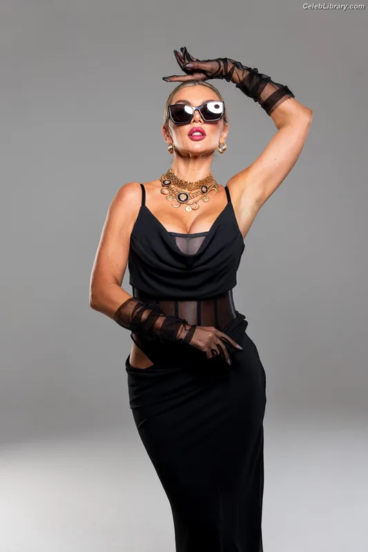 Anna Sedokova photo 3 of 1474