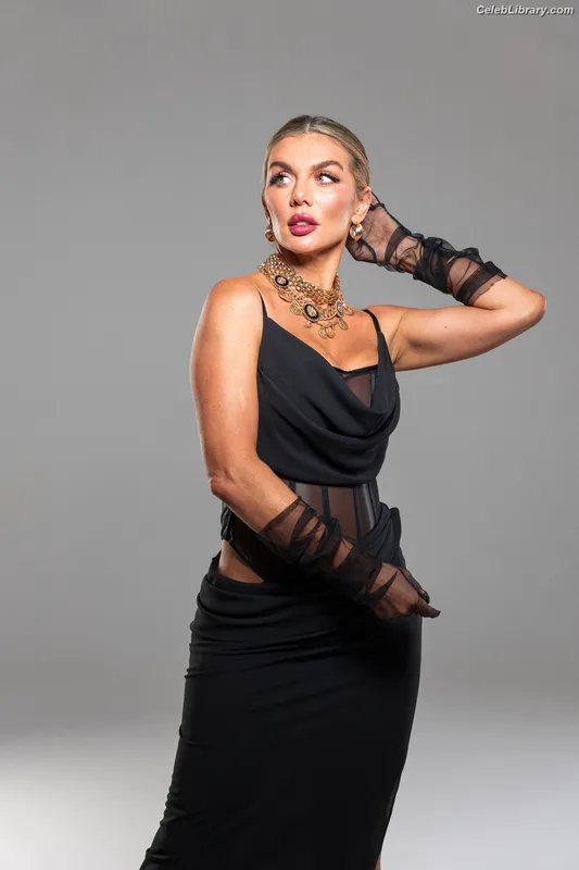 Anna Sedokova photo 15 of 1474