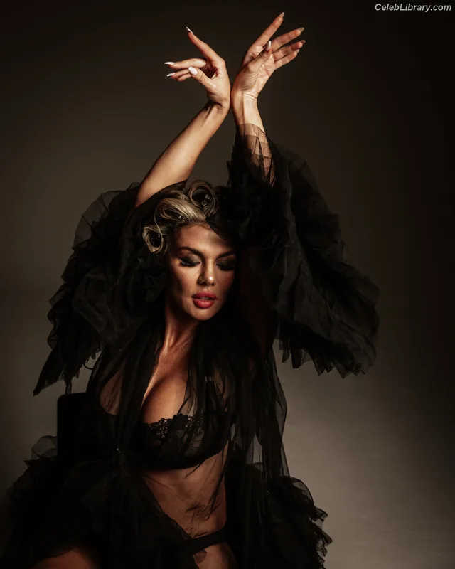Anna Sedokova photo 1 of 1474