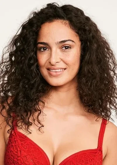Anna Shaffer