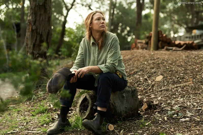 Anna Torv photo 6 of 82
