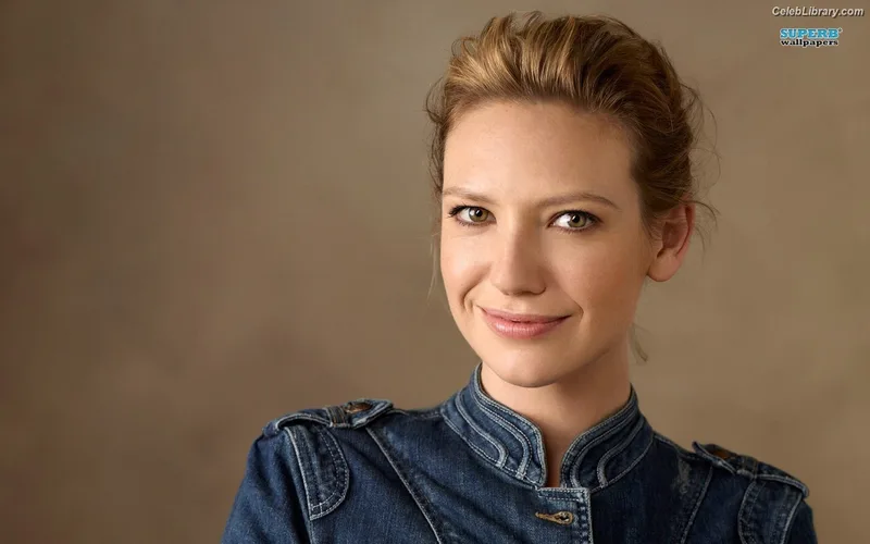 Anna Torv photo 8 of 82