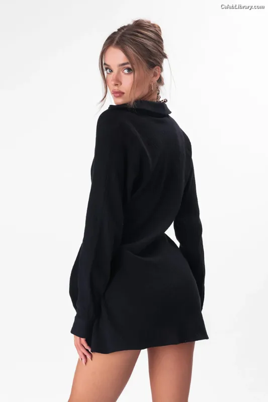 Anna Zak photo 8 of 1131
