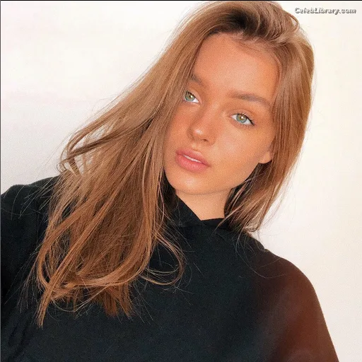 Anna Zak photo 3 of 1131