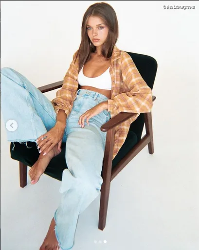 Anna Zak photo 16 of 1131