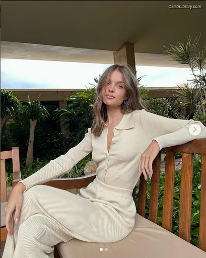 Anna Zak photo 7 of 1131