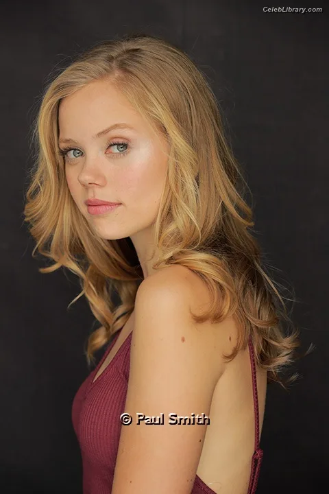 Annalisa Cochrane photo 4 of 55