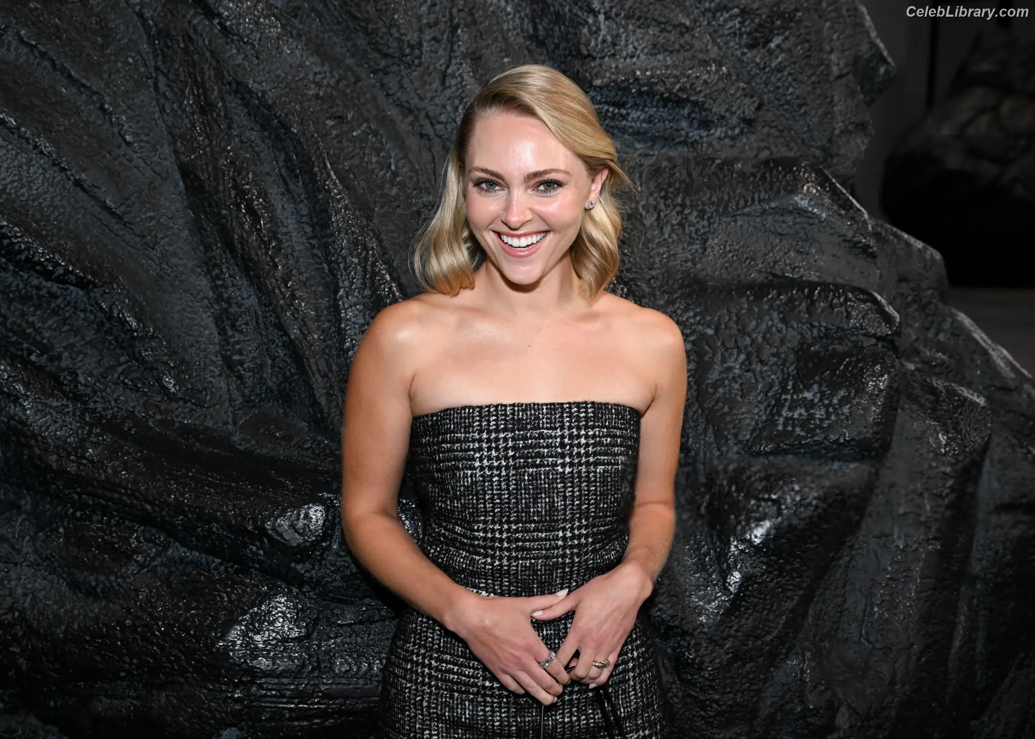 AnnaSophia Robb photo 12 of 765