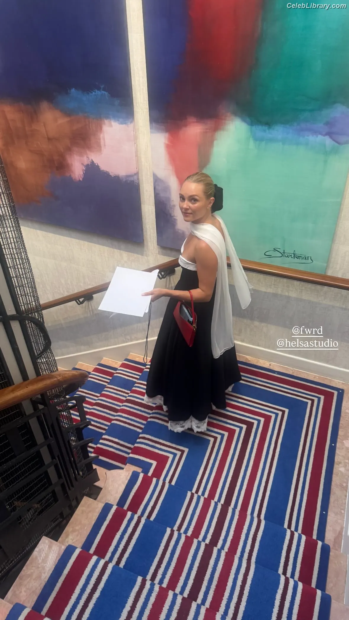 AnnaSophia Robb photo 19 of 765