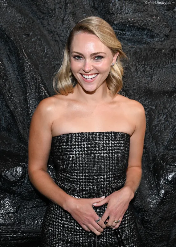 AnnaSophia Robb photo 14 of 766