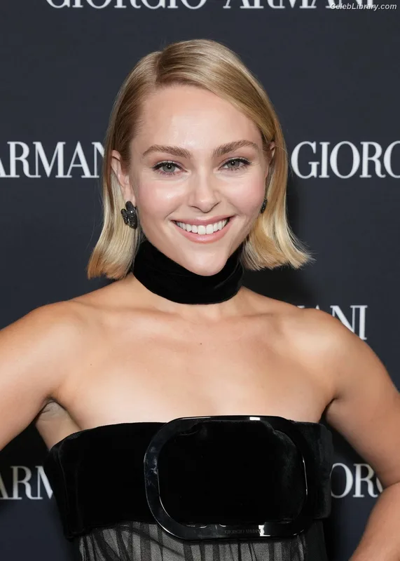 AnnaSophia Robb photo 22 of 766