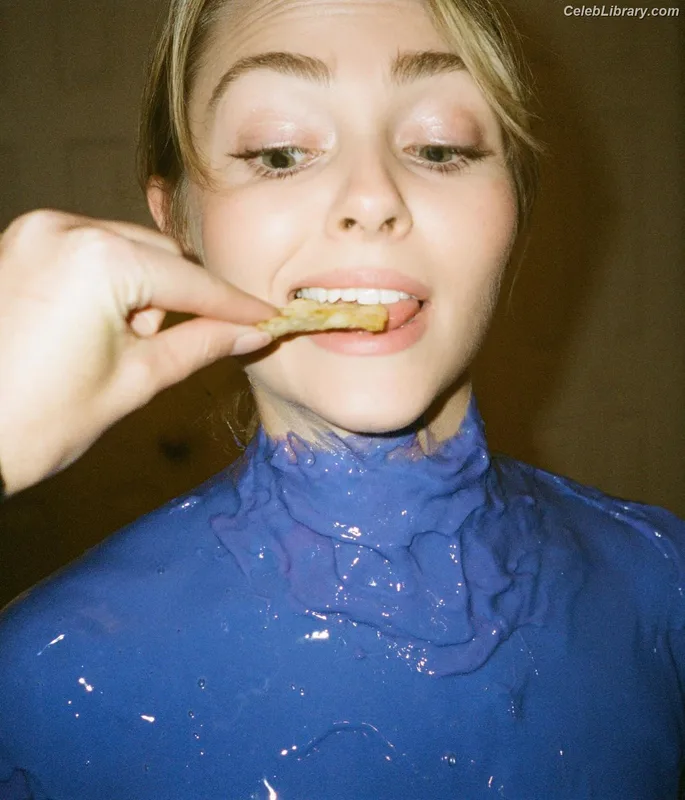 AnnaSophia Robb photo 6 of 766