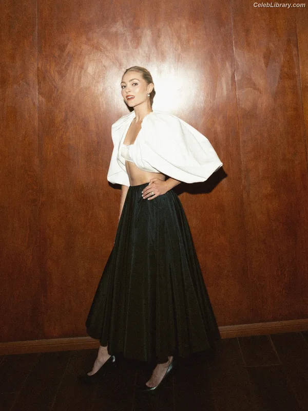 AnnaSophia Robb photo 9 of 766