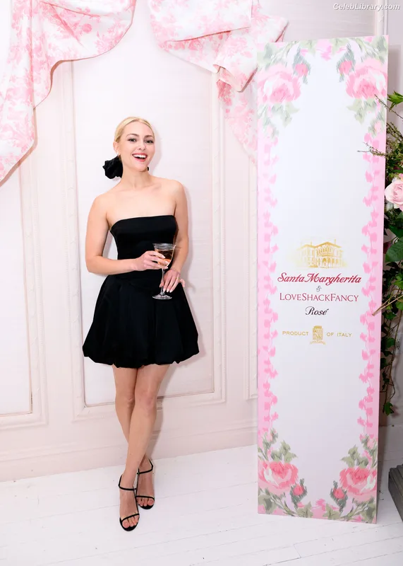 AnnaSophia Robb photo 22 of 766