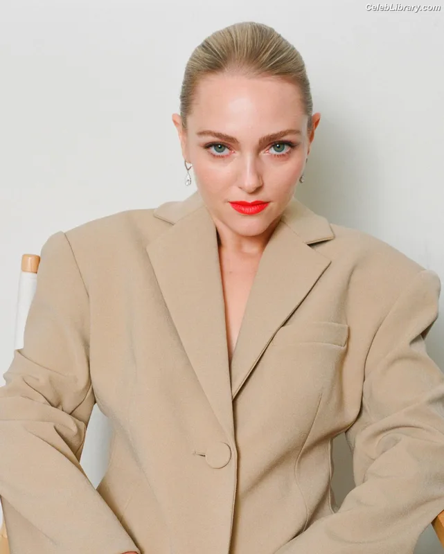 AnnaSophia Robb photo 6 of 766