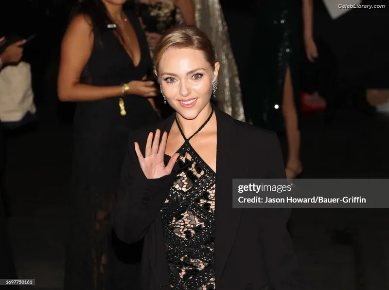 AnnaSophia Robb photo 1 of 766