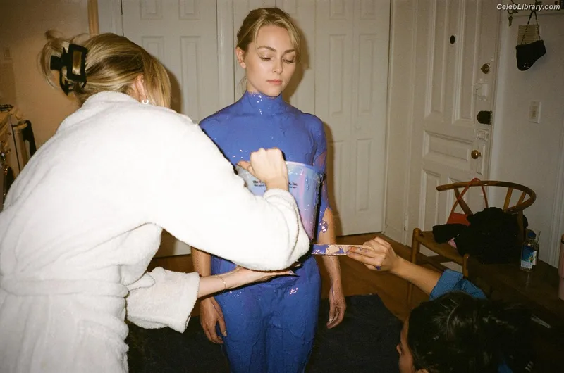 AnnaSophia Robb photo 17 of 766